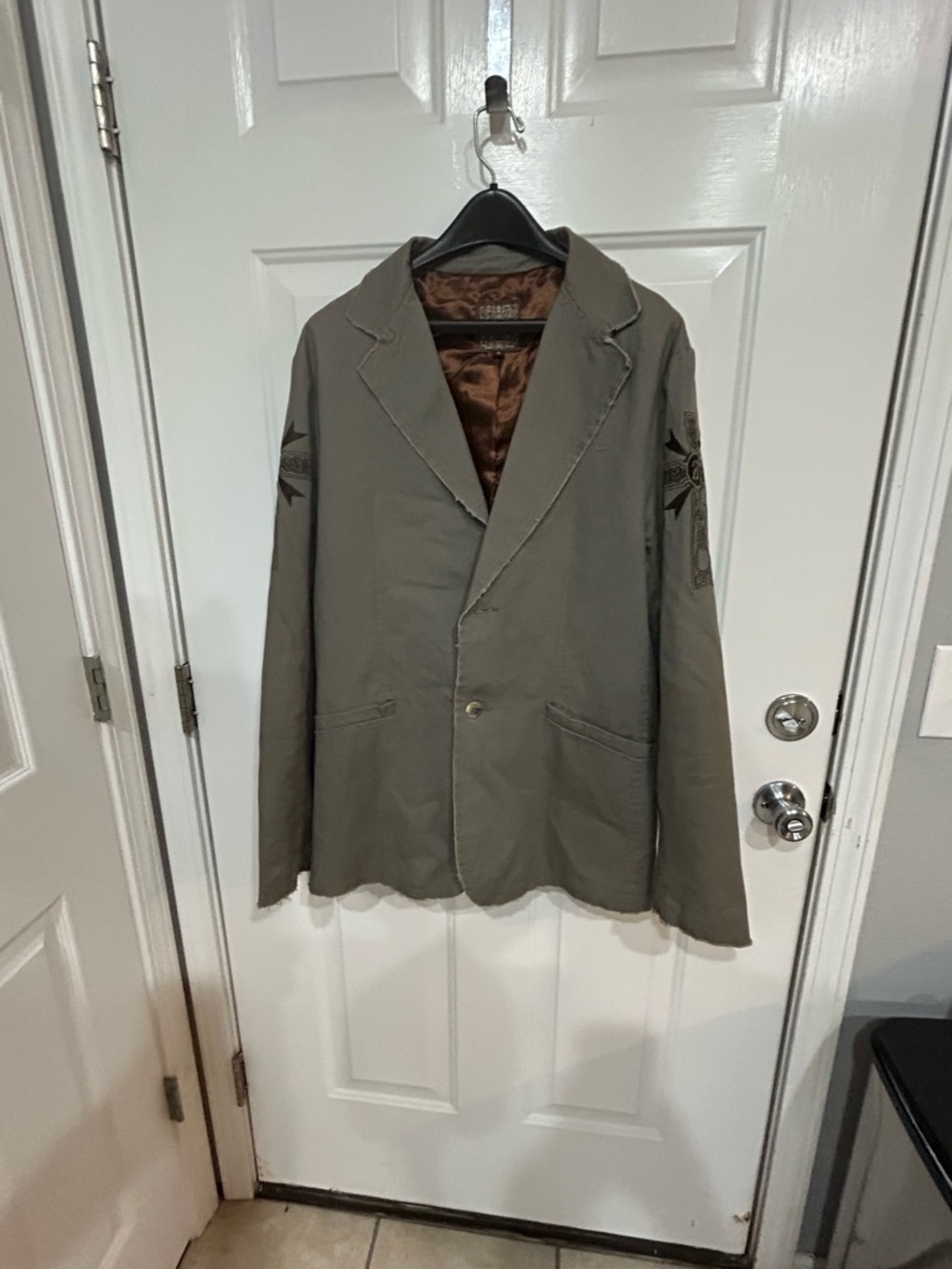 Roar Distressed Men’s Jacket. With I Will Protect Patch on Back . Size XL